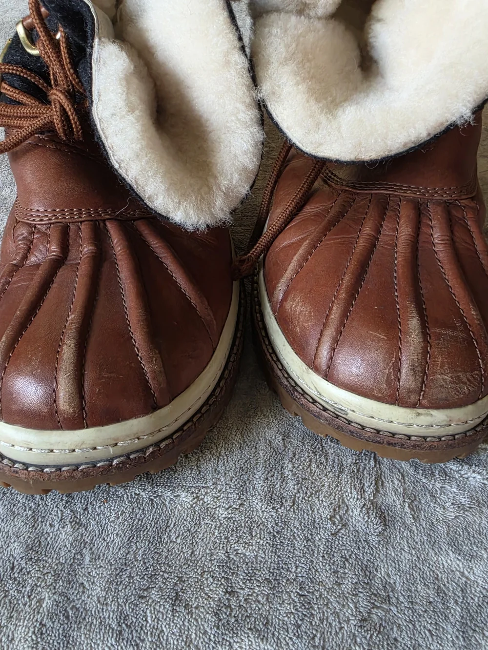 Tory Burch Jada shearling-lined duck boots dark grey flannel brown leather